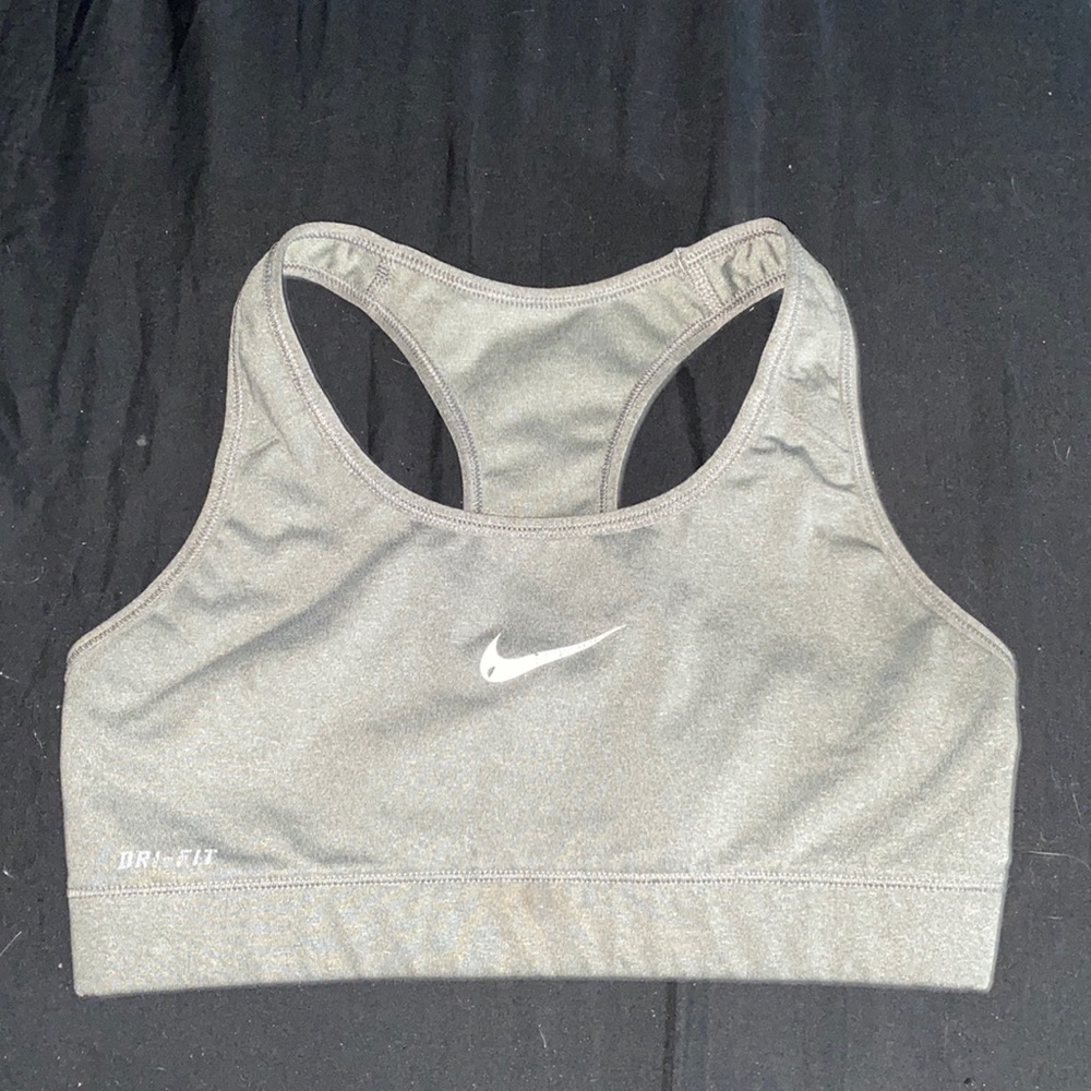 Nike woman’s sports bra